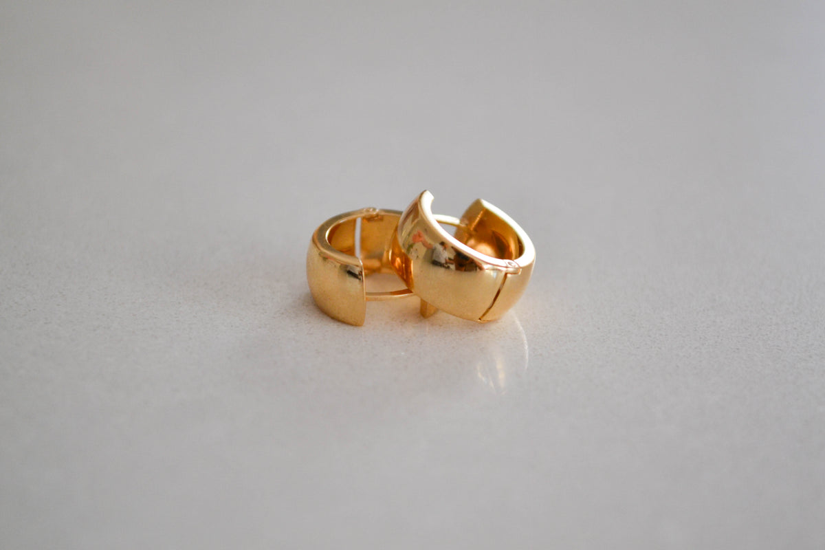 6K Gold Puffed Wide Huggies