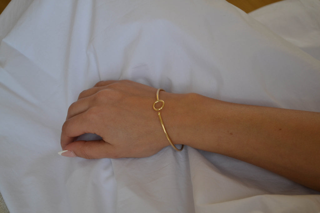 6K Gold Open Circle Bangle