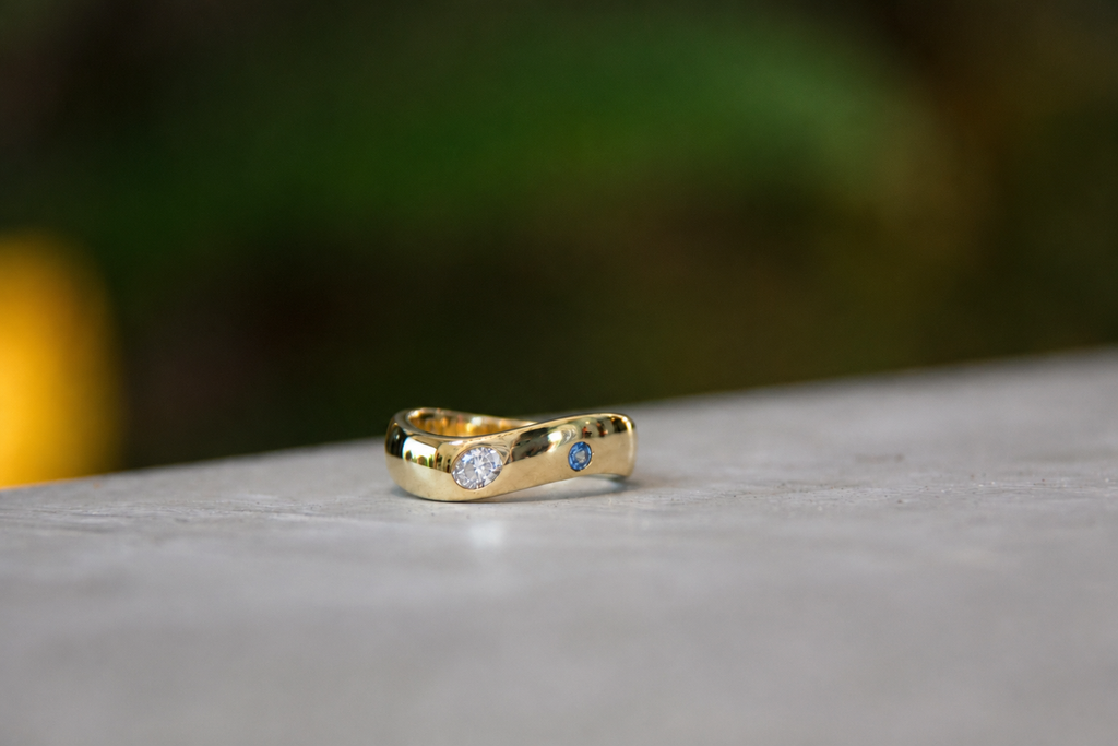 6K Gold Diamond Stride Ring